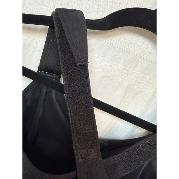 Shefit Ultimate Sports Bra, Adjustable, High Impact, 1 Luxe, Black - Picture 3 of 6